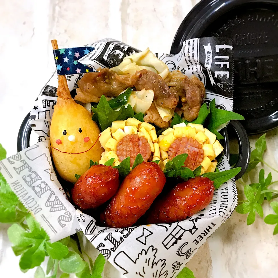 定番☝️ケチャップウインナー🍅と🌻玉子焼き弁当🌻|mikaさん