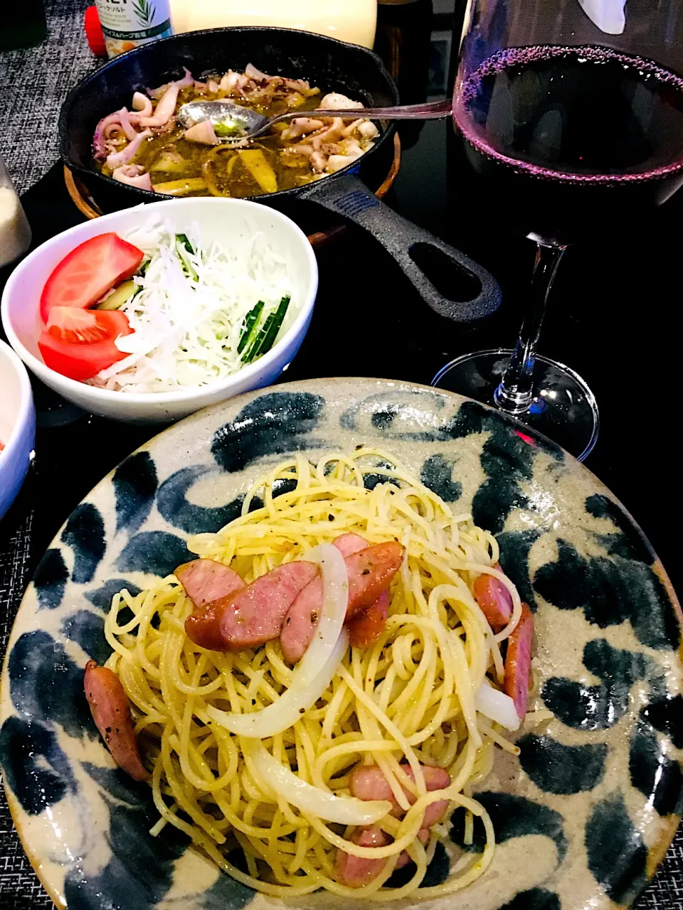 昨日の夜ご飯✨                                           ジェノベーゼでナポリタンみたいなパスタ  名付けて！ ジェノリタン(笑)|ミッチ☆ママさん