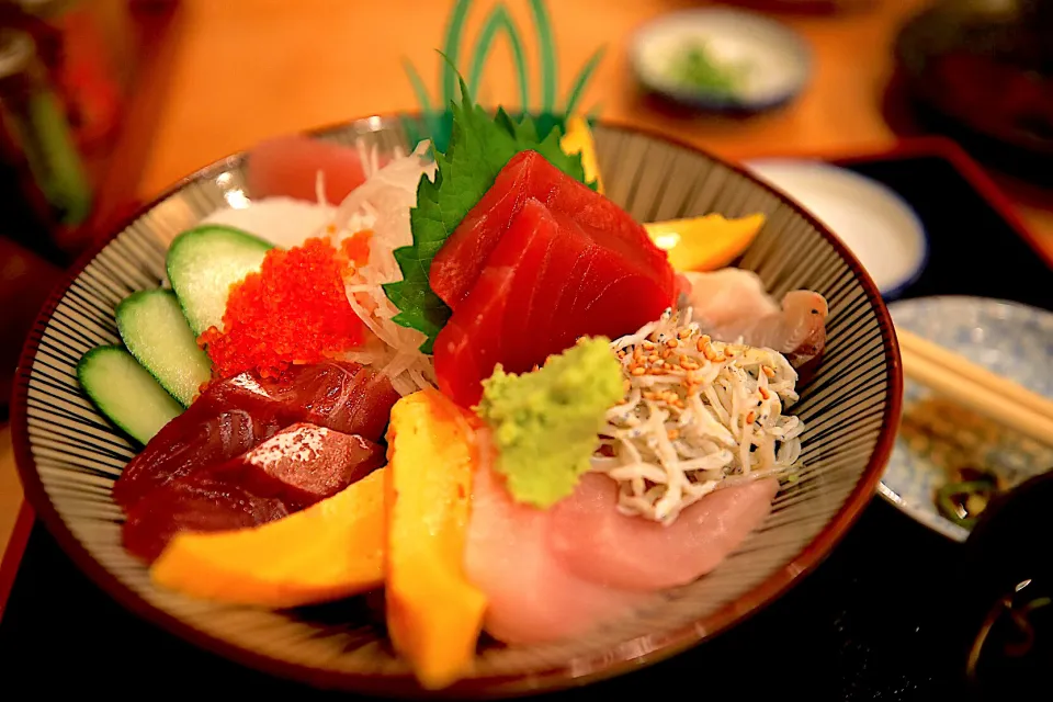 地魚海鮮丼|マハロ菊池さん