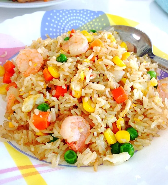 Shripm fried rice 🍤 ข้าวผัดกุ้ง 🍽|🍴melody🍛🎶さん