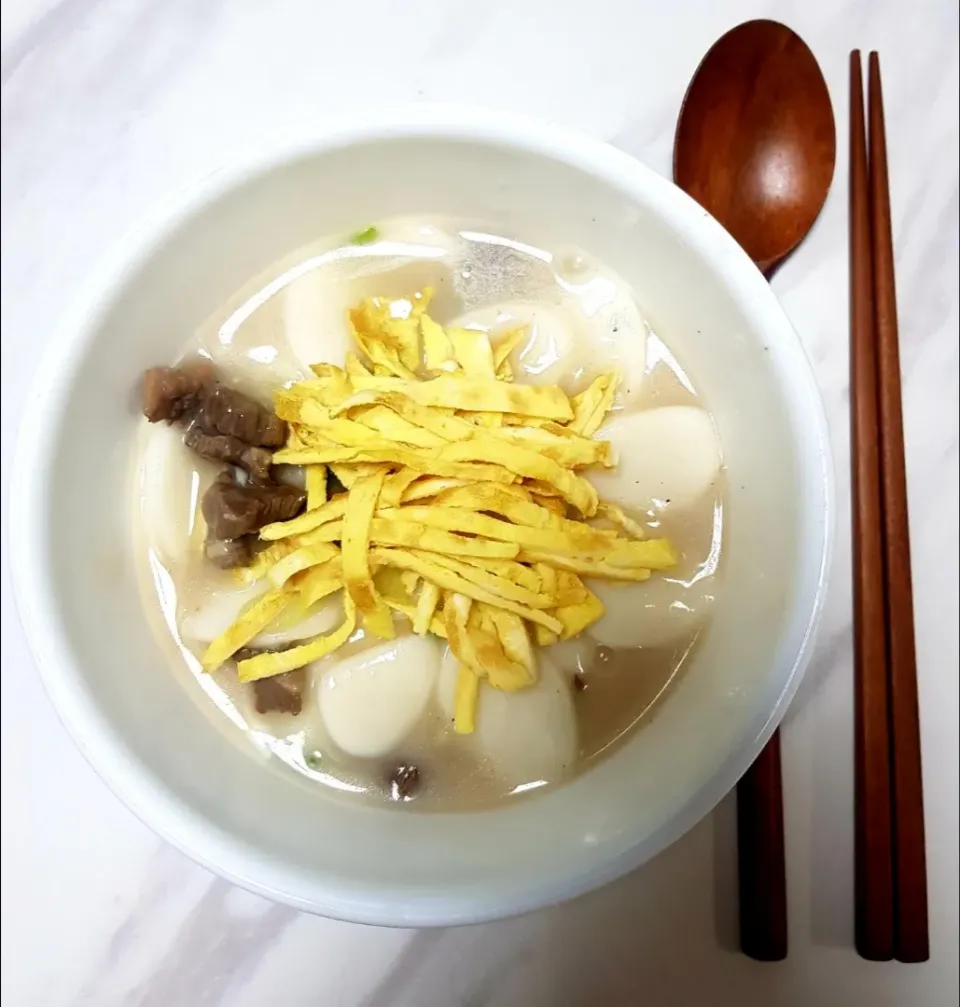 Sliced Rice Cake Soup( Tteokgu )|up0516さん