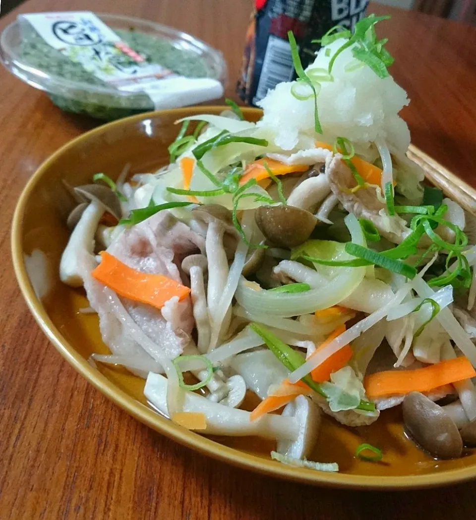 豚肉と野菜のおろしぽん酢蒸し|まりおさん