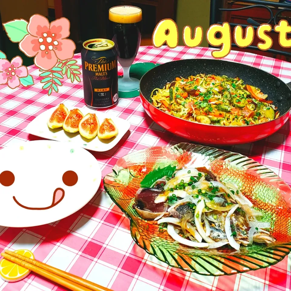 Snapdishの料理写真:野菜の日の晩ごはん🍚🍴
夏野菜たっぷり~
たらこ焼きそば
鰹のたたき
無花果
プレモル･ザ･ブラック🍺✨🍺|yukaringoさん