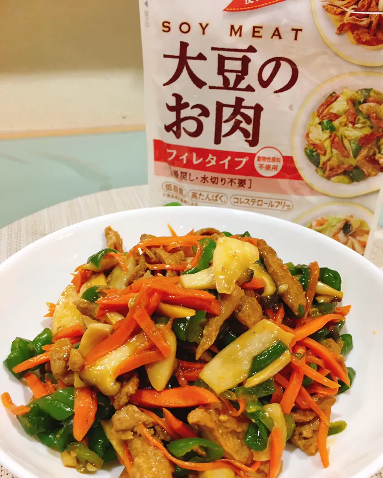 大豆のお肉で野菜炒め♪|ぐぅさん