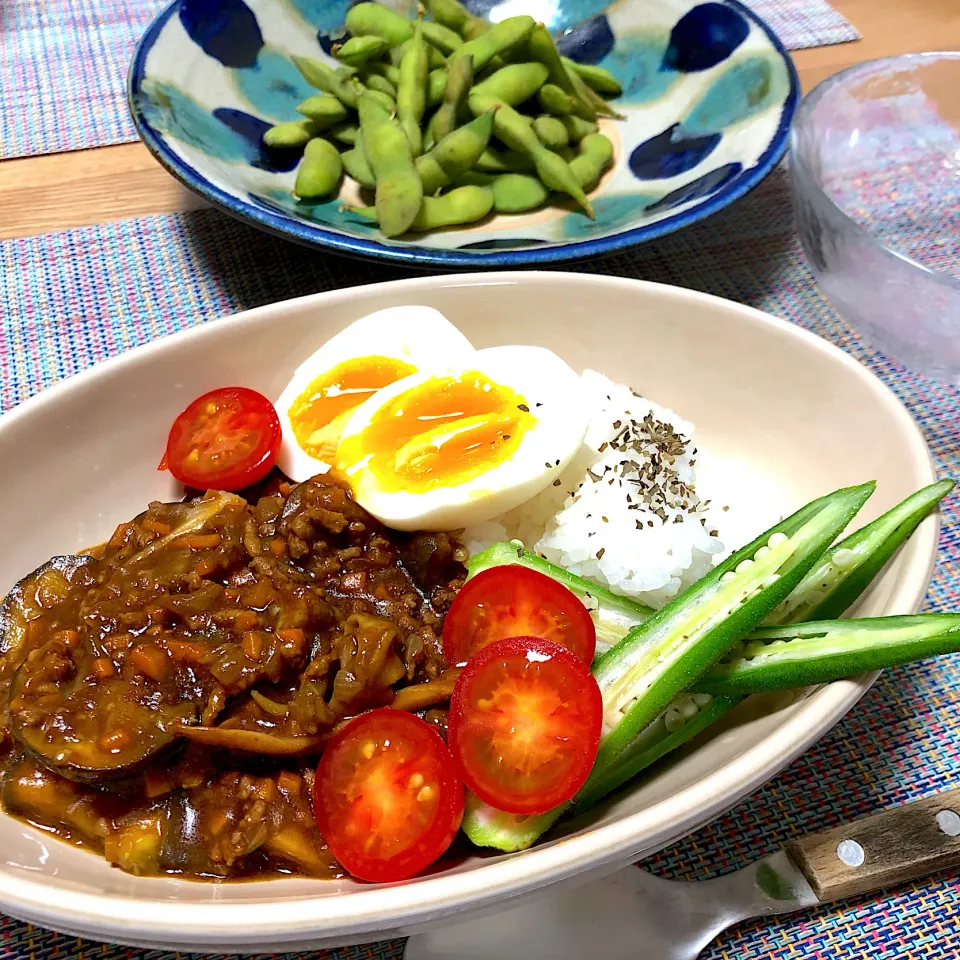 夏野菜と挽肉のカレー|あきころさん