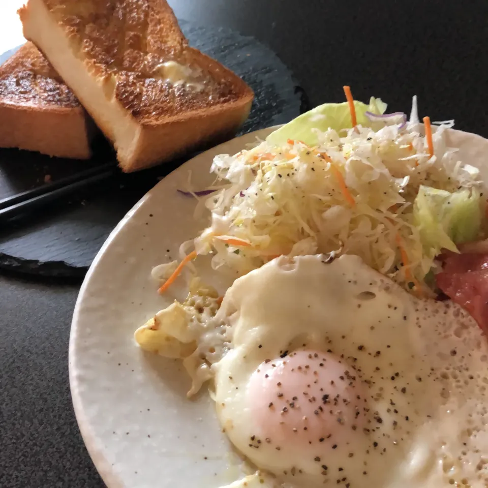 定番のモーニング🥪|yukiさん