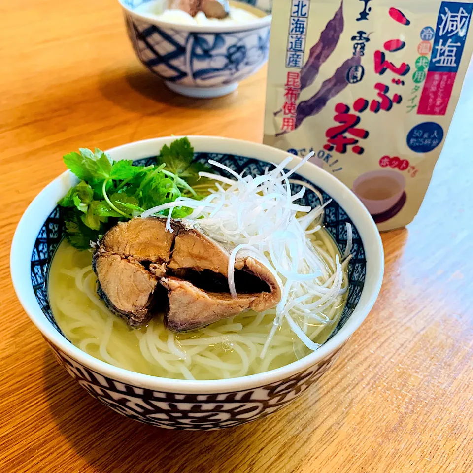 鯖のこぶ茶素麺|いちごさん