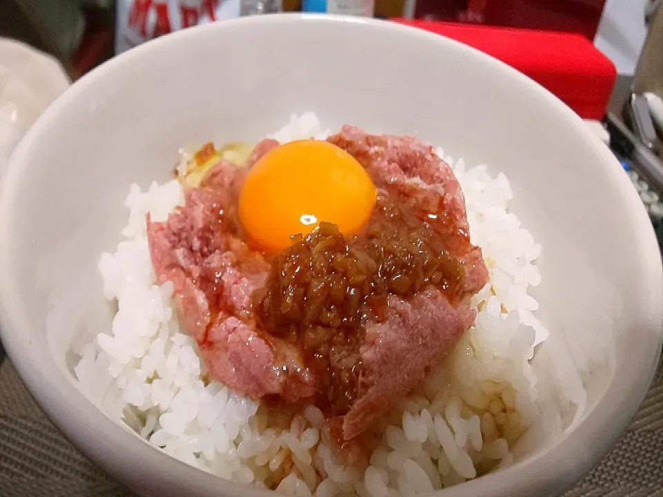 コンビーフのせ卵かけご飯|三浦 悠大さん