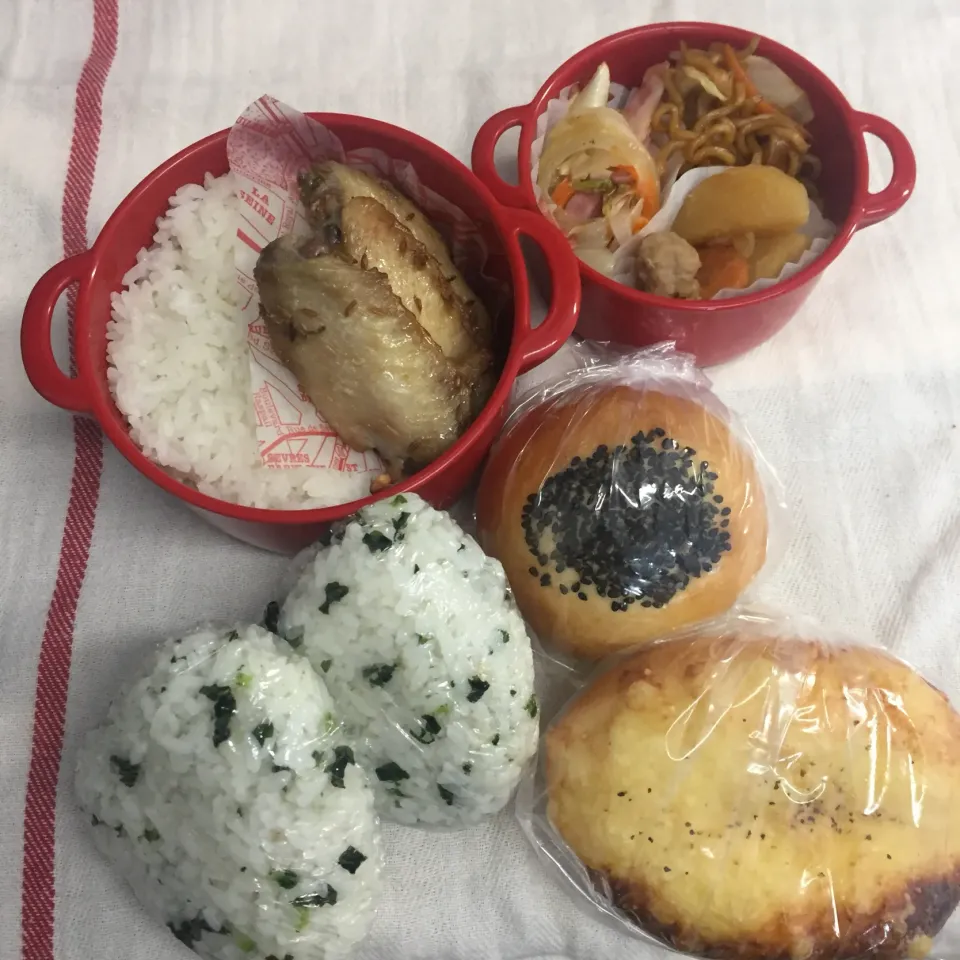 Snapdishの料理写真:男子高校生弁当No.682・今日も感謝弁当|mickyさん