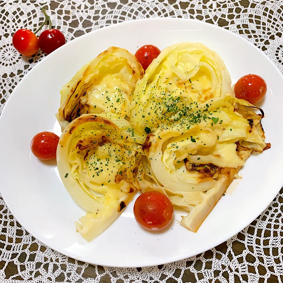 Snapdishの料理写真:☆Yumi☆さんの料理 キャベツのチーズステーキ😊|さくらんぼさん