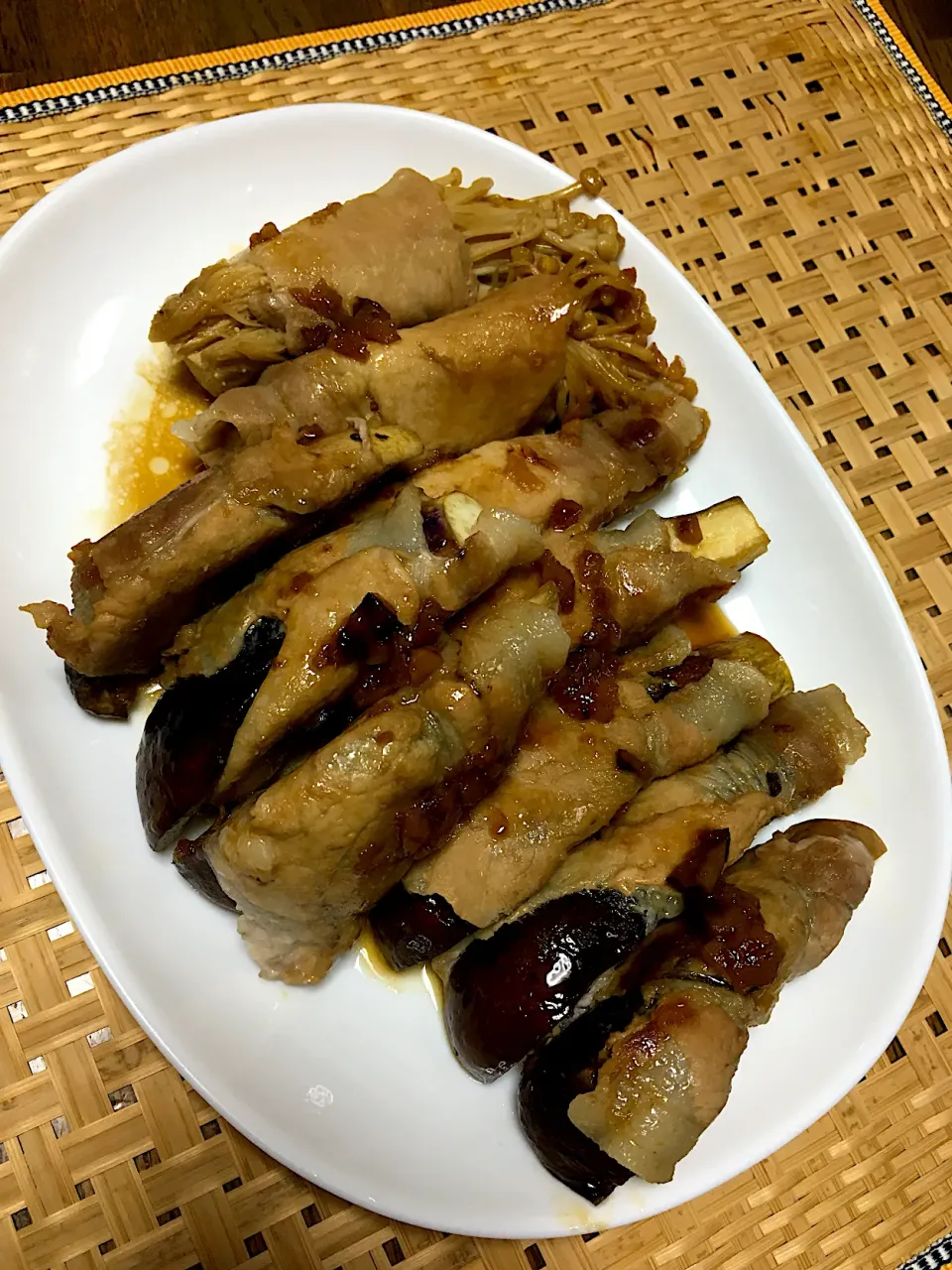 Snapdishの料理写真:ロール豚の梅照り焼き|cheezuさん