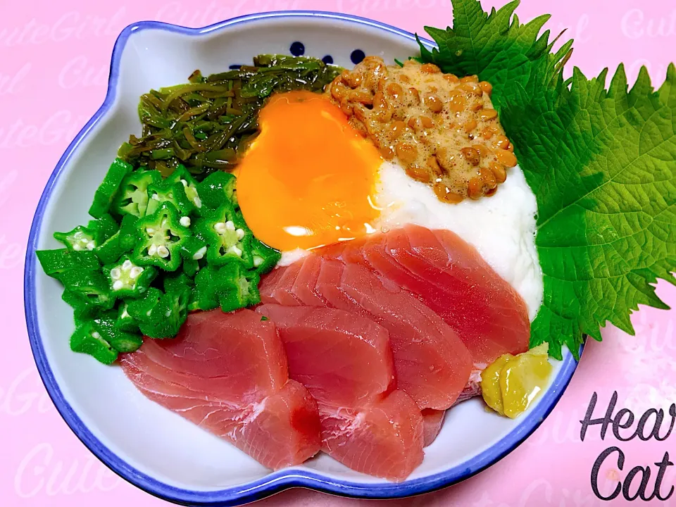 まぐろネバネバ丼🐟|くろねこっく🐈‍⬛さん