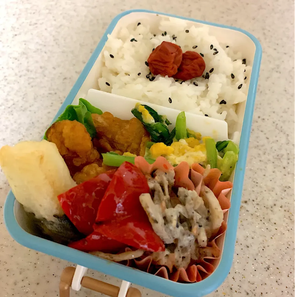 Snapdishの料理写真:鶏の唐揚げ弁当|besさん