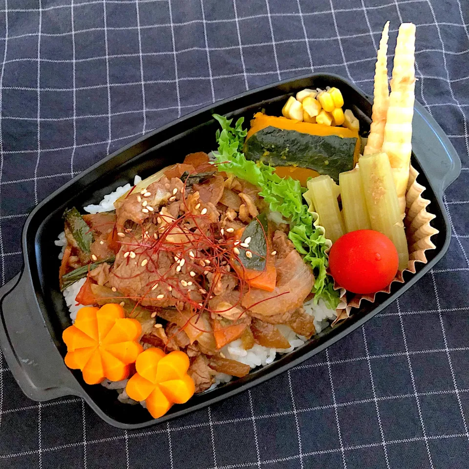 Snapdishの料理写真:回鍋肉丼弁当|emichococo625さん