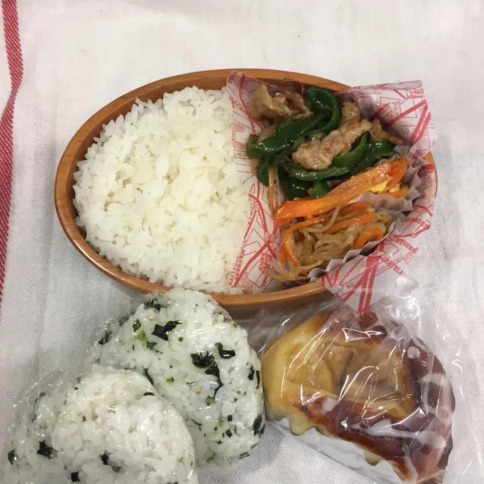 Snapdishの料理写真:男子高校生弁当No.686・今日も感謝弁当|mickyさん