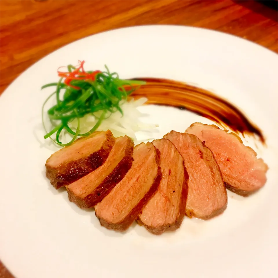 Pan-Fried Duck Breast with Balsamic Vinegar|Megan Linさん