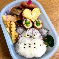 Snapdishの料理写真:トトロおにぎり|なぎママさん