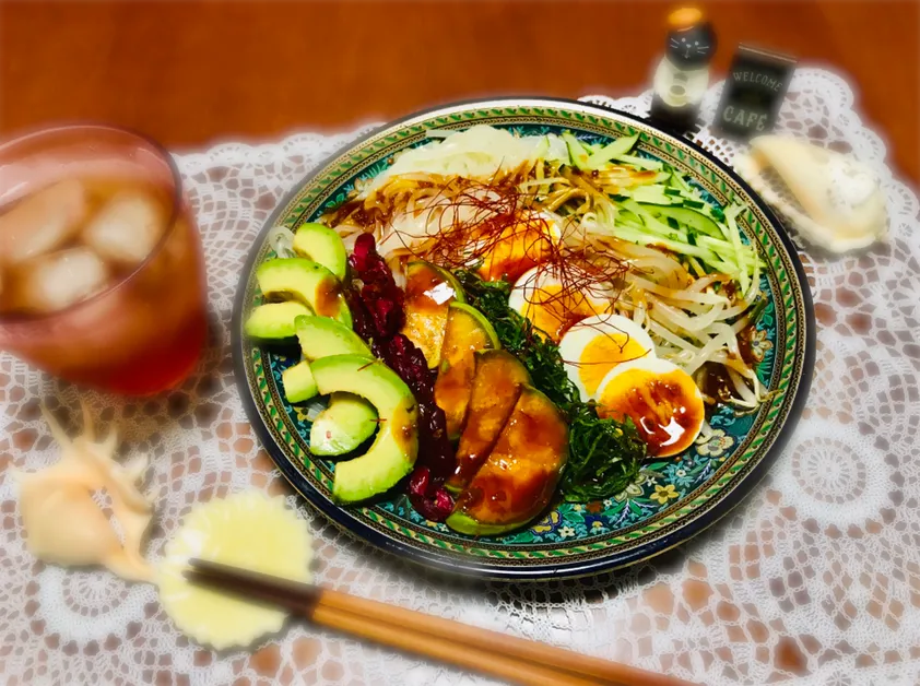 お昼ご飯は「ビビン麺」💓|バシュランさん