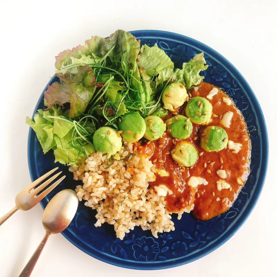 アボカドチーズカレー🍛🥑🍛|sakiさん