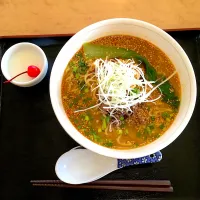 Snapdishの料理写真:鹿の担々麺＠東部湯の丸SA(下り)|Emiful :))さん