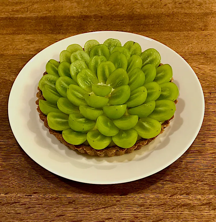 シャインマスカットのタルト|ボンジュール！さん