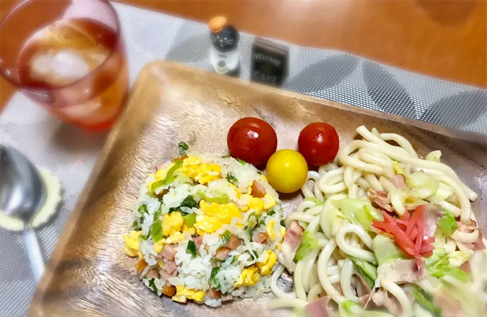 チャーハン&焼きうどん😋💕|バシュランさん