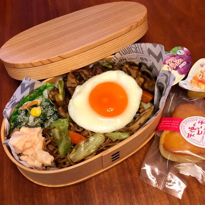 Snapdishの料理写真:2019.09.06 焼きそば弁当|みほさん