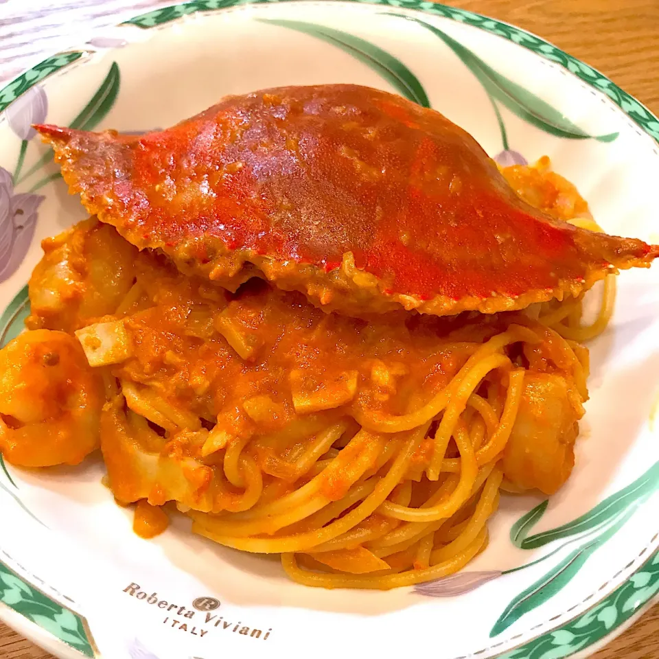 渡り蟹と海老のトマトパスタ🍝|Yumiさん