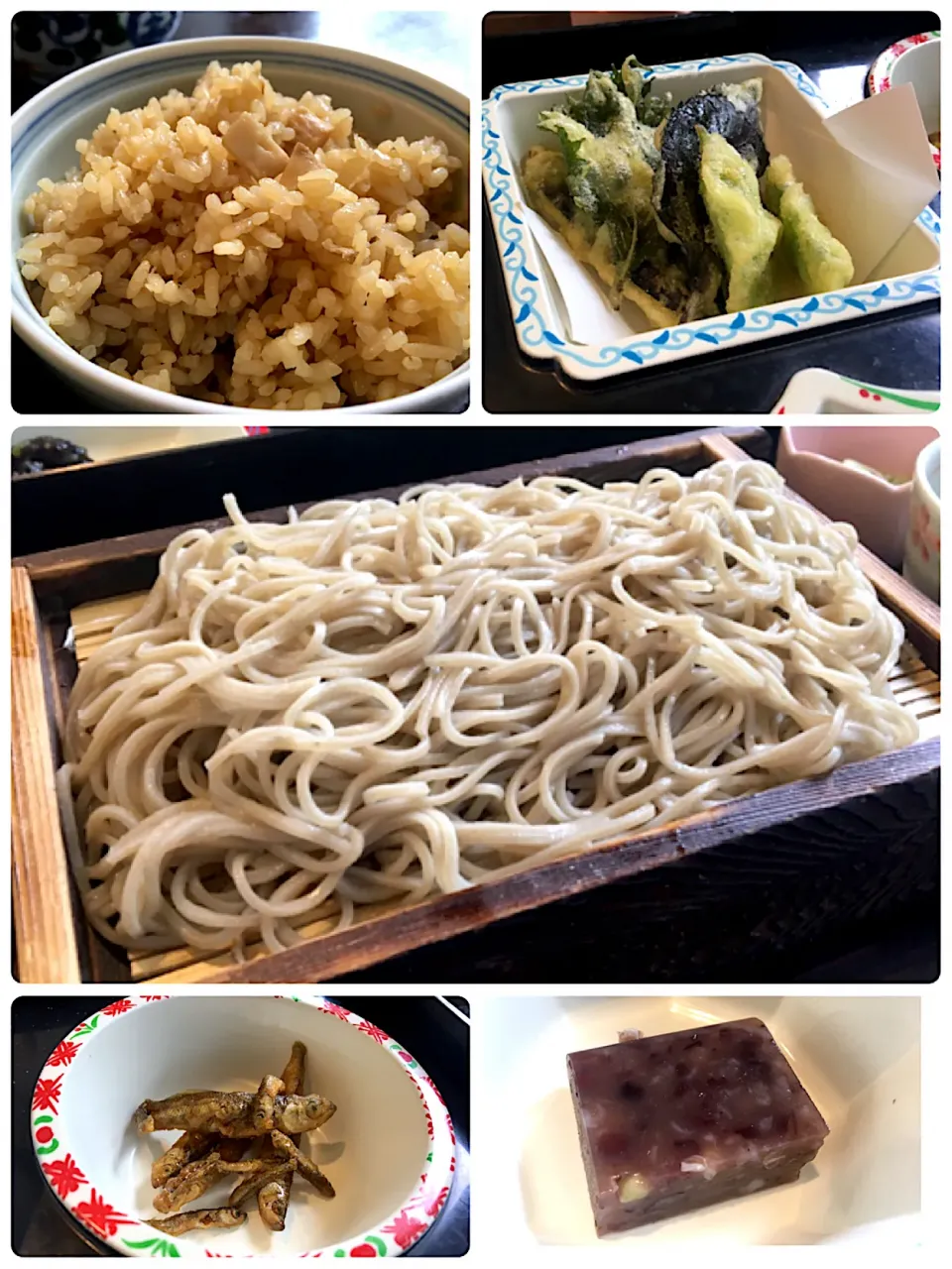 昼ごはん☀️☀️☀️                                            十割蕎麦  松茸飯  天ぷら  わかさぎ唐揚げ|ぽんたさん