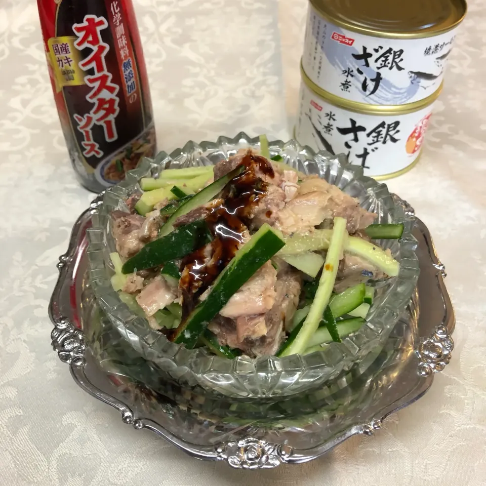 鯖缶＊きゅうり和え🥒生かけオイスターソース🌺|henryさん