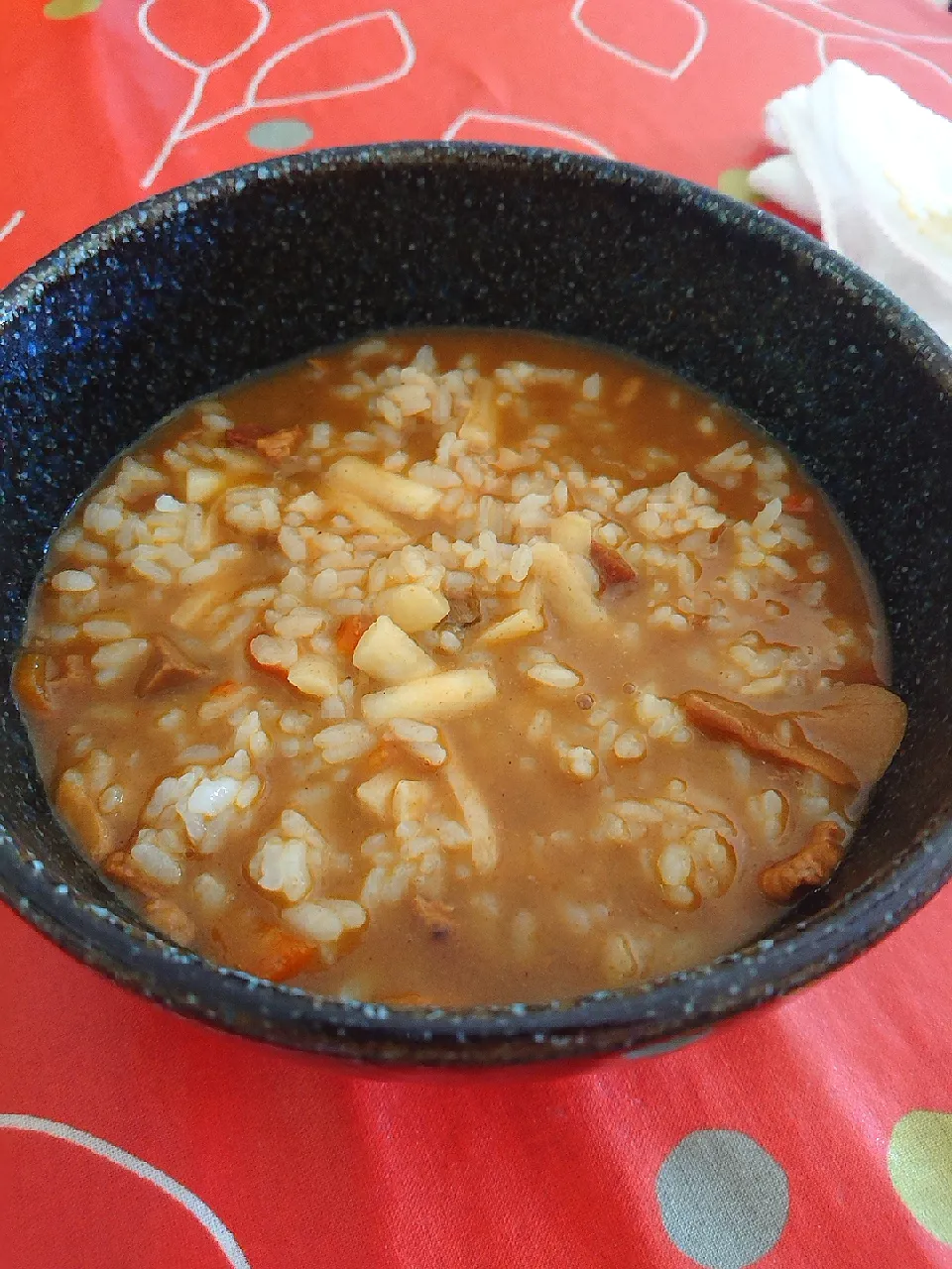 無印カレーうどんのスープでチーズカレーおじや|ぱやさん