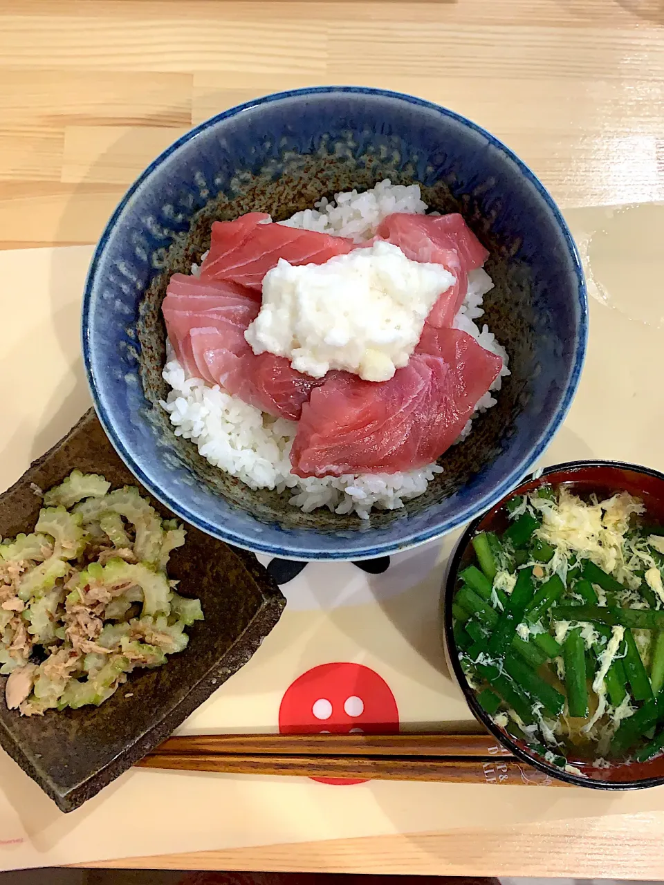 ・マグロ山かけ丼   ・無限ゴーヤ  ・ニラと卵のお味噌汁|ぺろたんさん