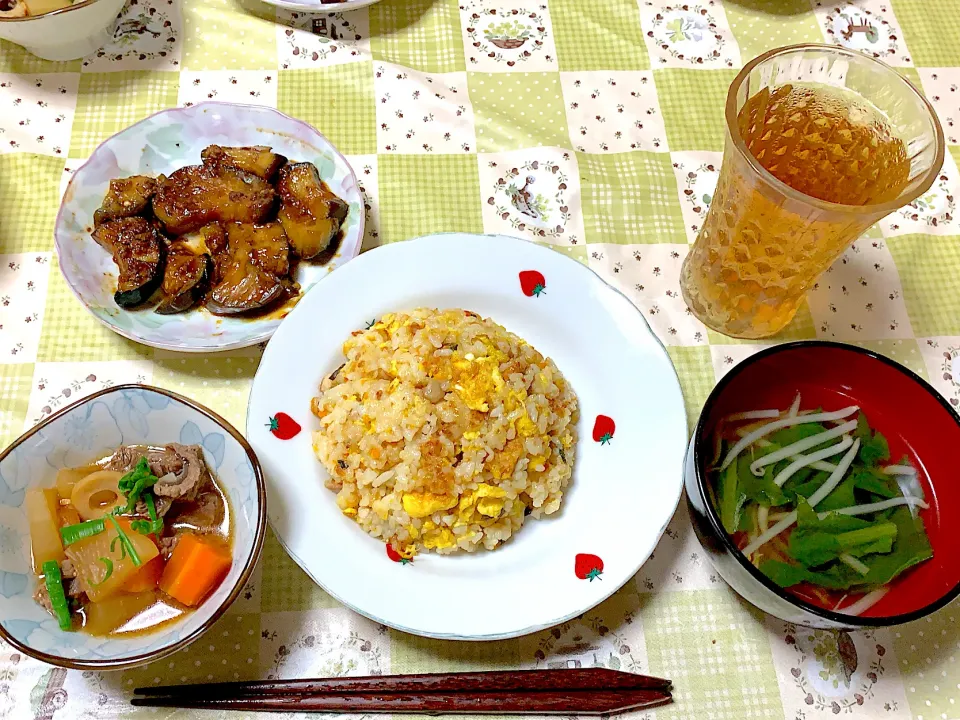 炒飯、すじ煮込み、中華スープ、麻婆ナス|かほさん