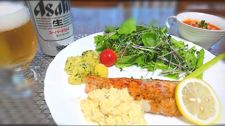 鮭🐟のムニエル
ミネストローネ🍺|びせんさん