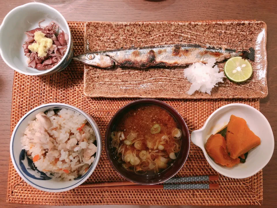 きのこの炊き込みご飯、秋刀魚。かぼちゃの煮物、ホタルいか|taka-chanさん