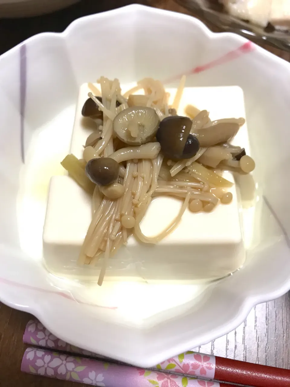 Snapdishの料理写真:なめたけ豆腐|しめじさん