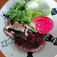 Snapdishの料理写真:🐂グラスフェッドビーフ ミンチ😋|エスニックナーサーンさん