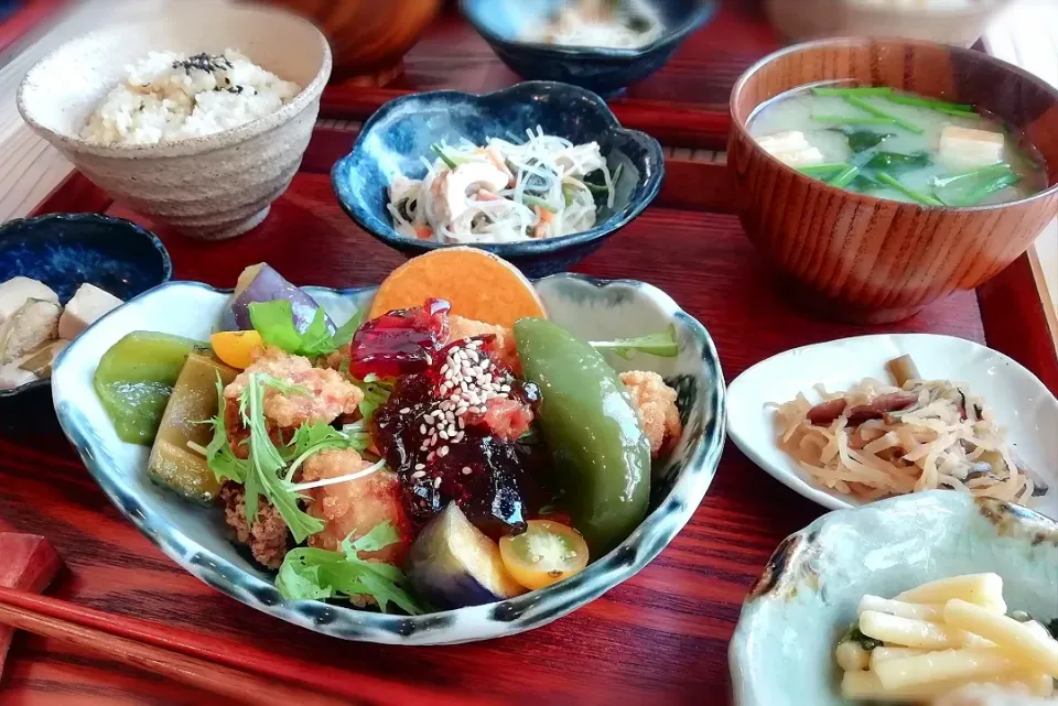 鯖の竜田揚げ梅ジュレソースのランチセット|ヴェローナのパン屋さんさん