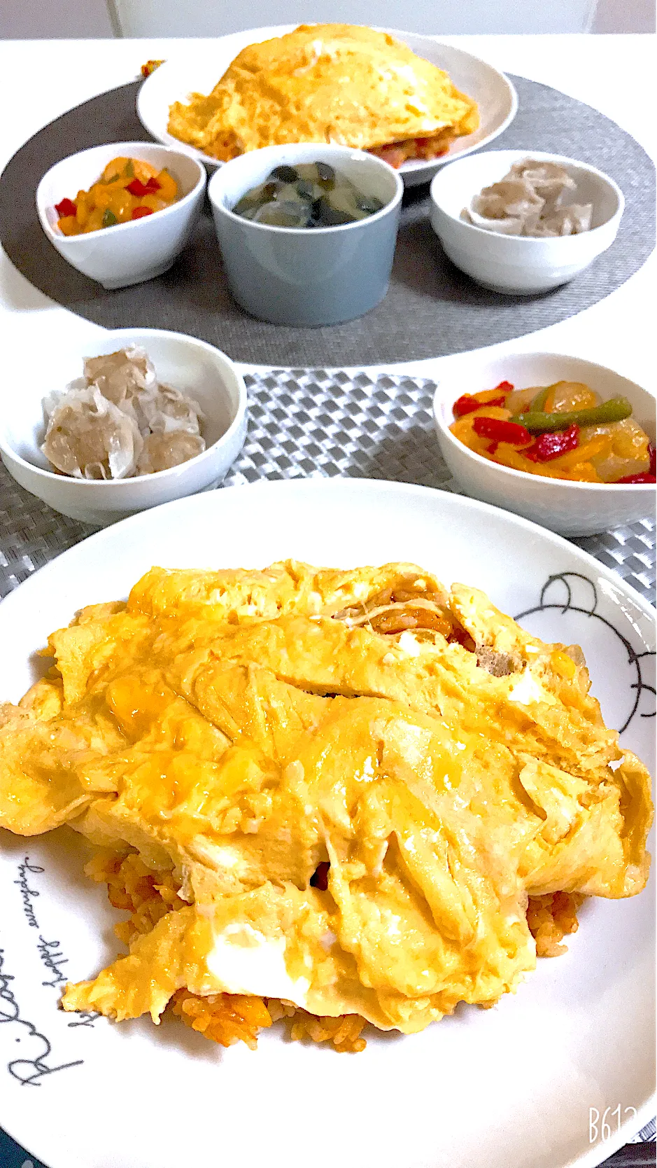 今日の晩御飯😋オムライス😋卵焼くの上手になりたい😣|ゆきさん