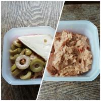 大豆粉でフムスを作ってみました😃
ケトン比2.5 位になります
大豆粉:6、タヒーニ:2、オリーブオイル:2
で、ニンニク、塩、クミン、レモン汁などで味付けます。😋
左はお弁当用サイドメニュー用にトッピング🍱