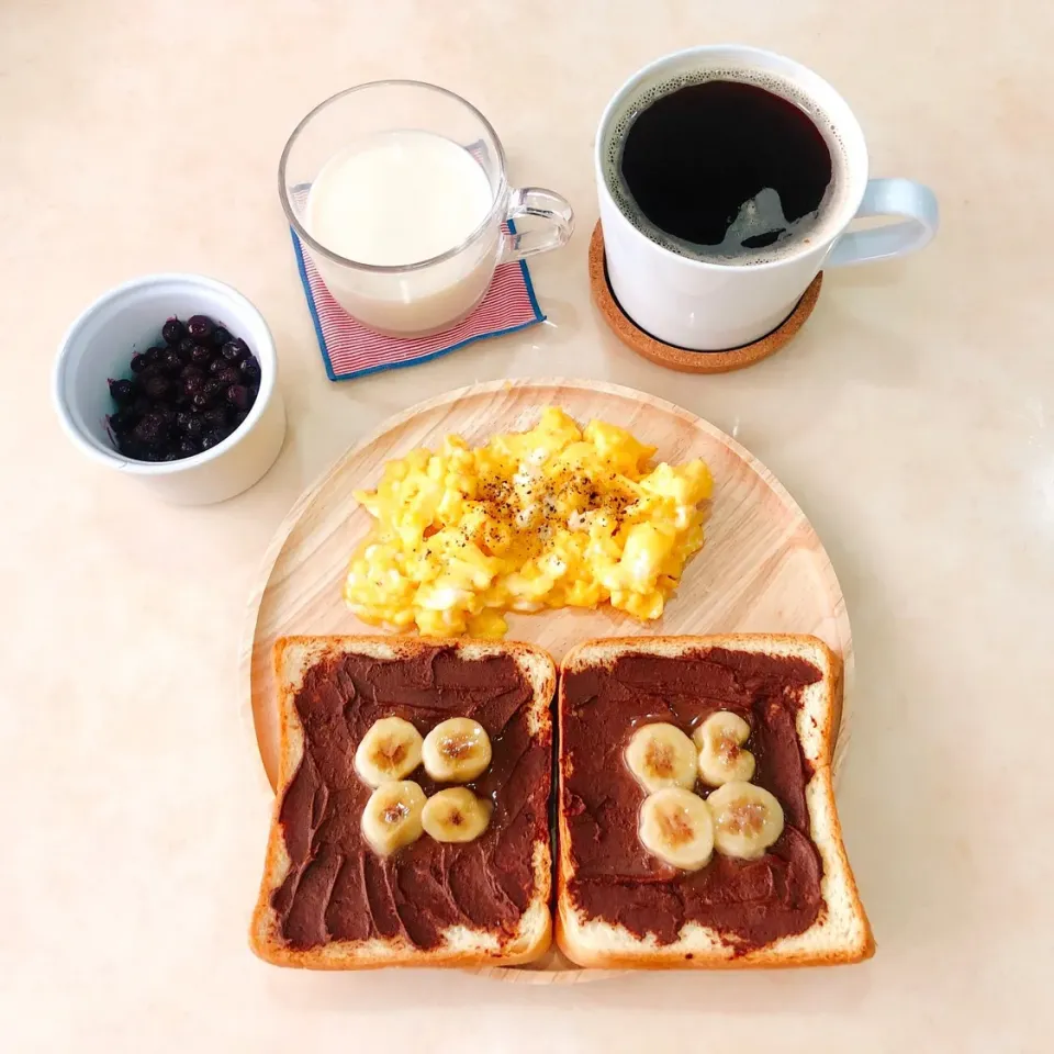 🥯日常の朝ごはん🍞 ココアピーナッツ＆スクランブルver.|Rina (˶‾᷄ ⁻̫ ‾᷅˵)さん