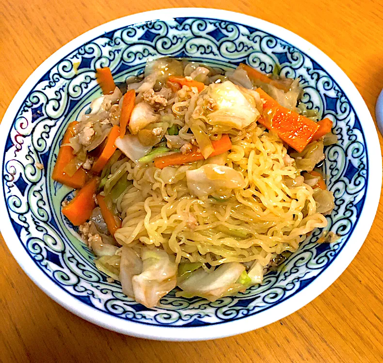 鶏ひき肉とキャベツのあんかけラーメン|♡*⃝̣mayu◍♡さん