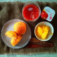 ともちゃんのふわもちおからパン─トマトジュースを使って─🍅