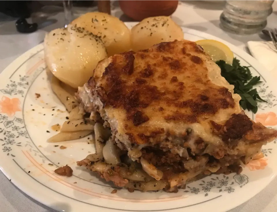 Pastitsio (Greek lasagna)|Christian J. Torres Cañarteさん