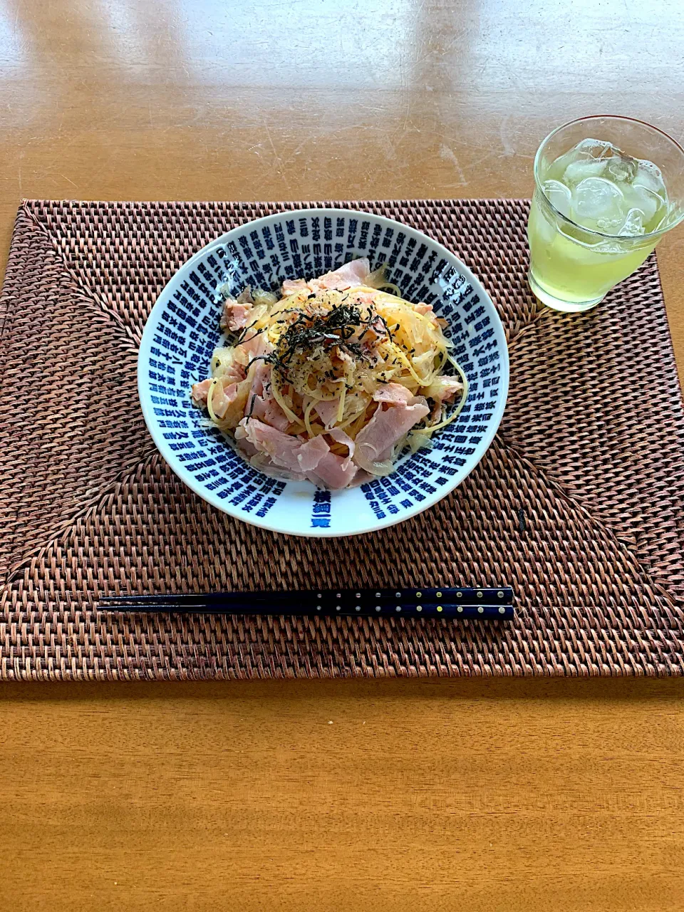 箸で食べる 肉だらけの和風パスタ|ひろさん