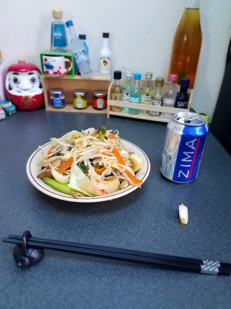 Snapdishの料理写真:もやしから水が出ない調理法での皿うどん😋|masaki .fさん