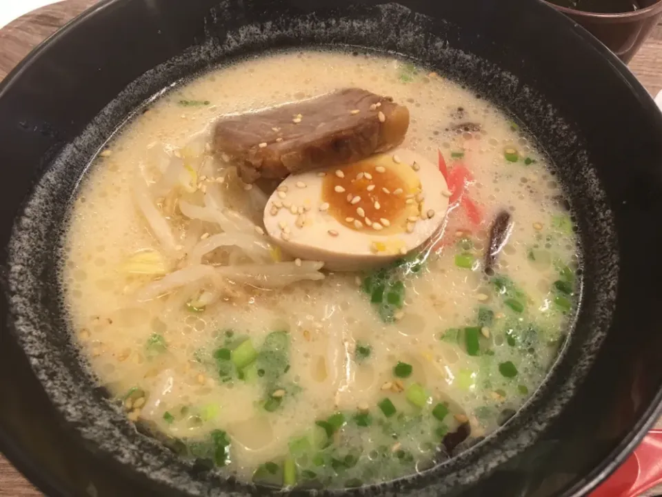 社食のラーメン|フージさん