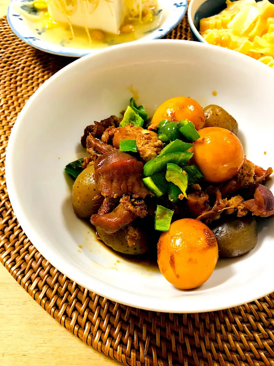 鶏もつの赤ワイン煮|かずきっちんさん