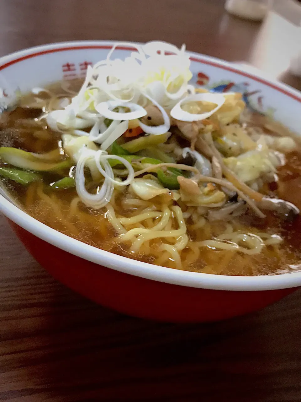 野菜炒め乗せラーメン🍜✨|めぐぐさん