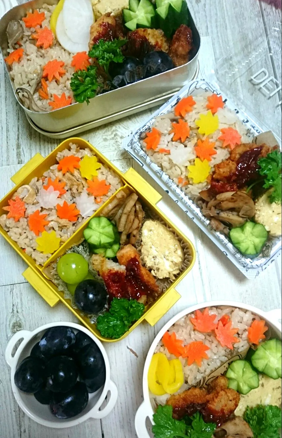 Snapdishの料理写真:舞茸の炊き込みご飯弁当
 #炊き込みご飯 #舞茸ご飯|okamichanさん